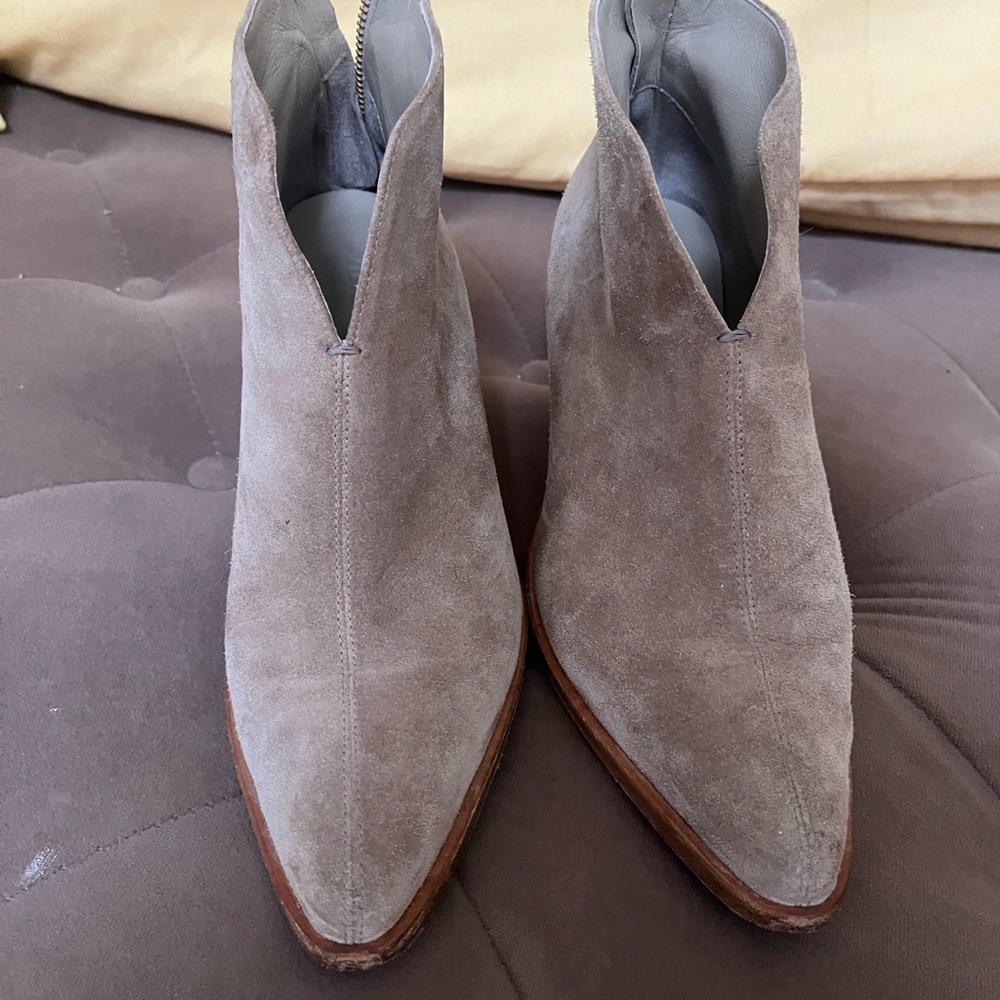 Pointed Toe Suede Ankle Boots - Taupe